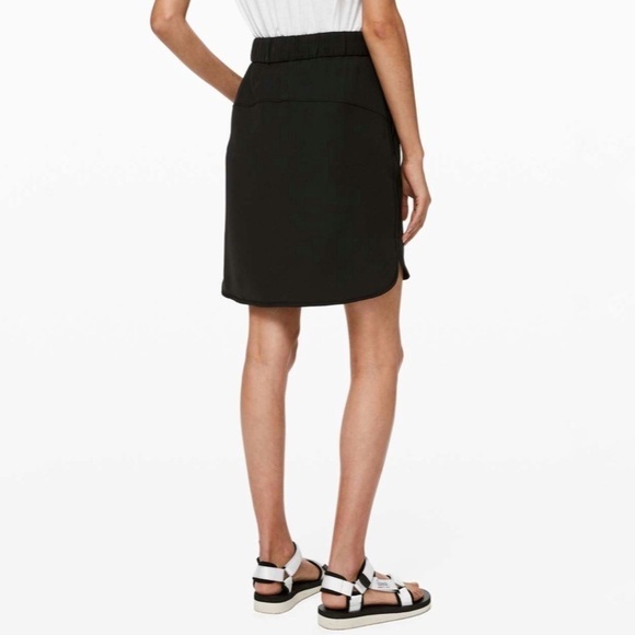 Lululemon On The Fly Skirt *Woven - Picture 3 of 8